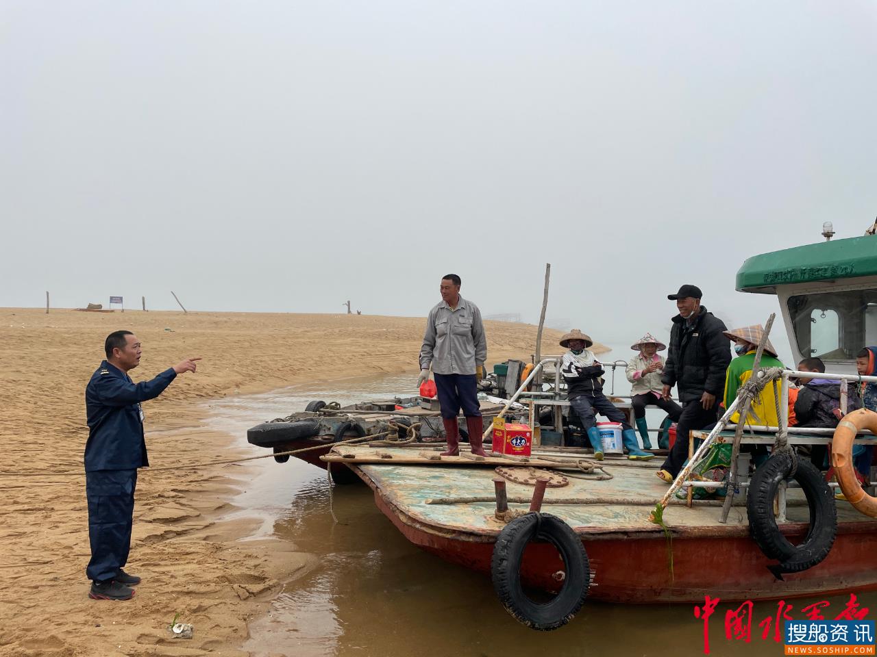 春运首日 八所海事局着力保障水上客渡运安全和重点物资运输畅通