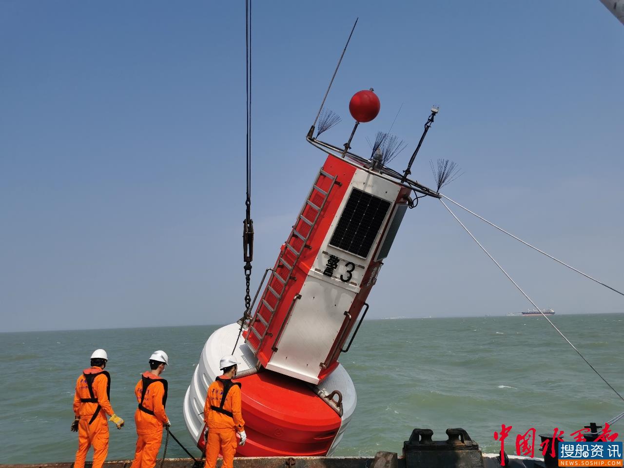 琼州海峡两岸航海保障部门开展联合巡检 携手打响“春运攻坚战”