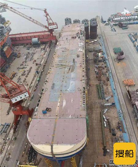 招商工业海门基地3800PCTC汽车运输船全船甲板贯通