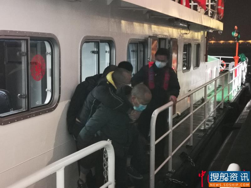 太仓海事局及时救助生病船员