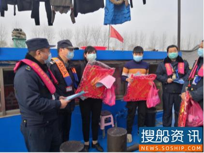 邵伯船闸新年首次联合巡航