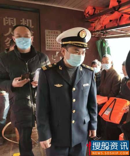 甘当“孺子牛” 成就“平安渡” ——四川省客运量最大渡口春运护航记