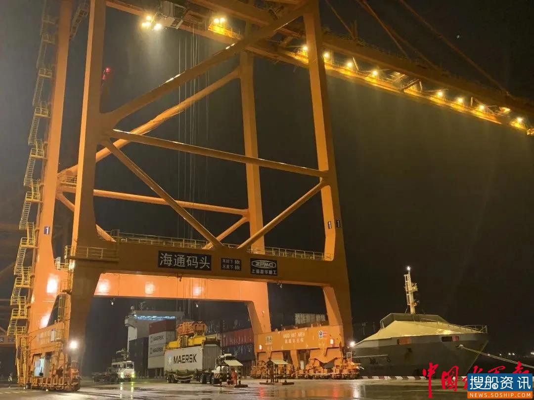 厦门海通码头完成首艘外贸集装箱船舶作业