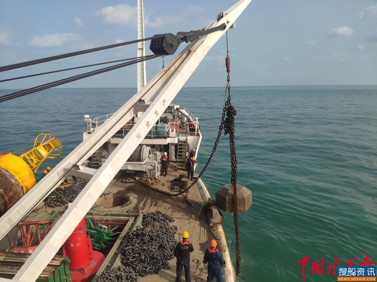 “海巡169”轮开展江苏沿海航标巡航检查