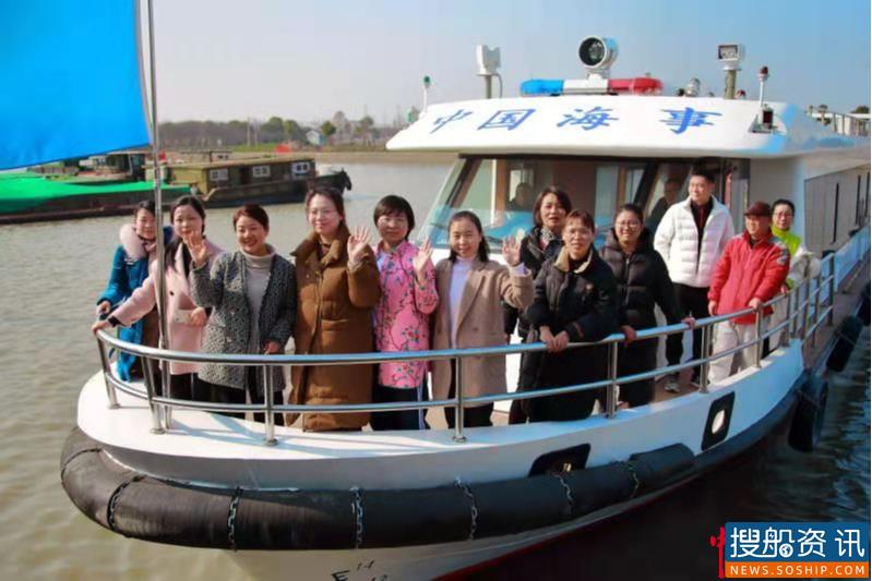 海宁交通执法队妇女开展水运文化馆和高等级航道观摩活动