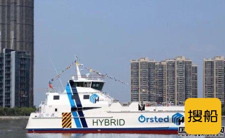 英辉南方一艘双体铝合金风电运维船下水