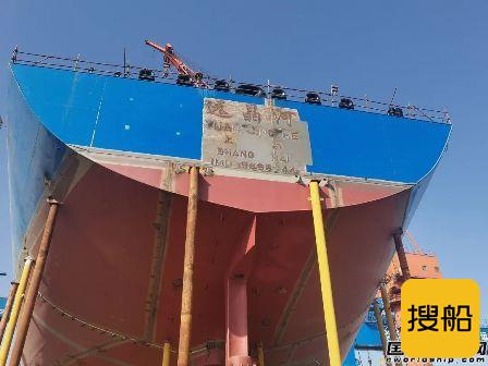 大连中远海运重工49900油轮首制船主船体成型