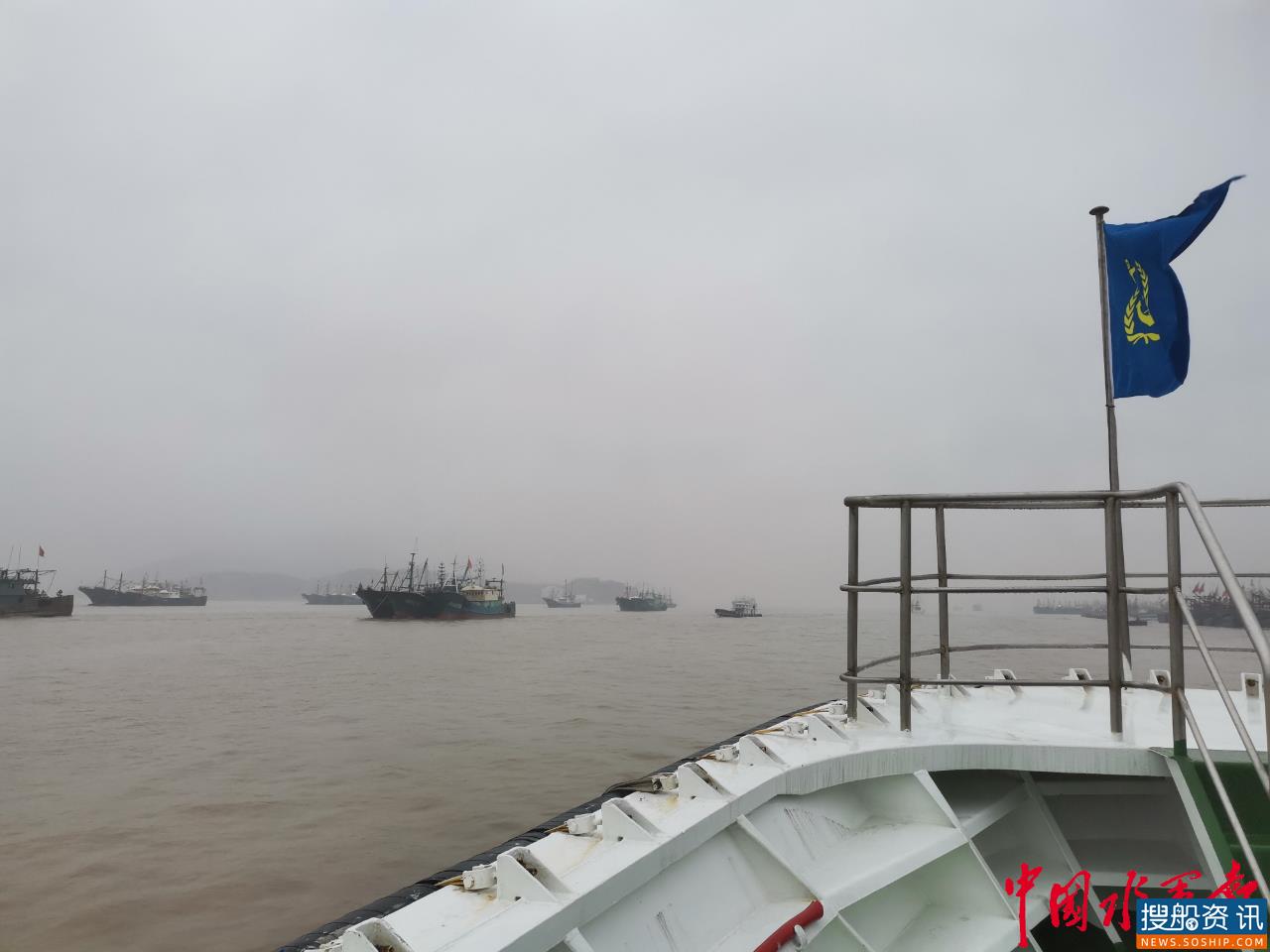 降雨及冷空气共同影响 宁波海事部门重点加强港区通航秩序维护