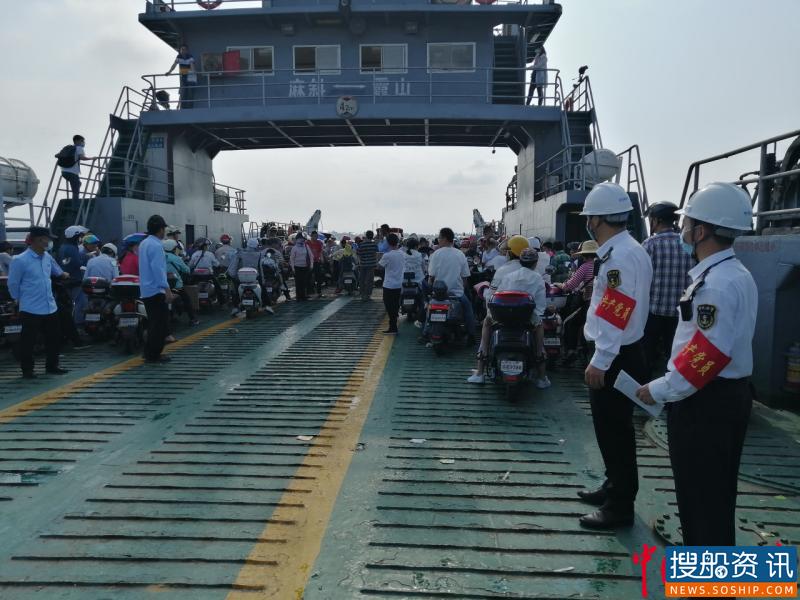 湛江海滨渡口客流1.2万人次  海事部门加强渡运现场监管保障安全