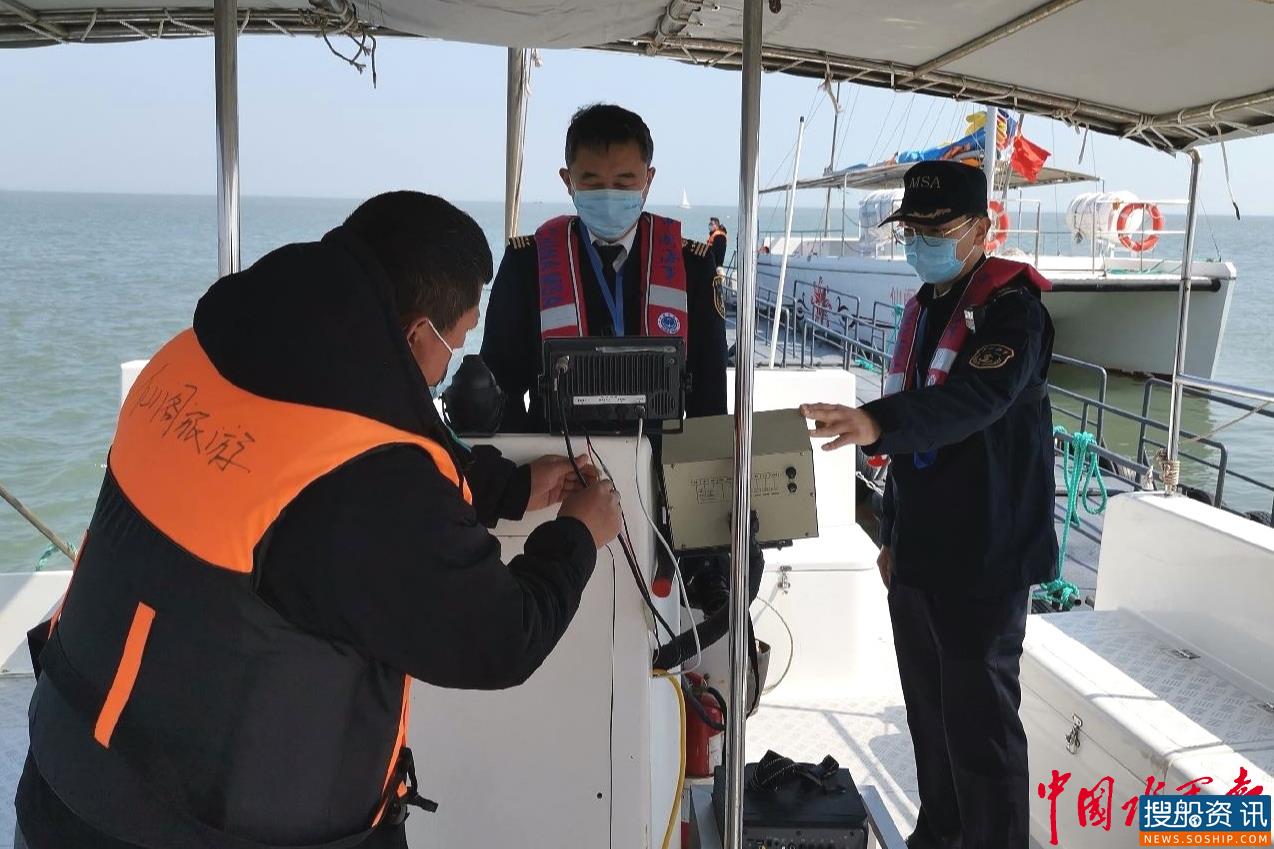 烟台蓬莱海事处对假期滨海旅游船艇安全营运督导检查