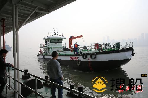 武汉首艘专业生活污水收集船“上岗”,长江武汉段实现船舶污染物零排放
