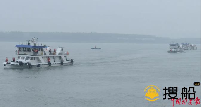 100余名港航专家到长江荆州航道交流观摩