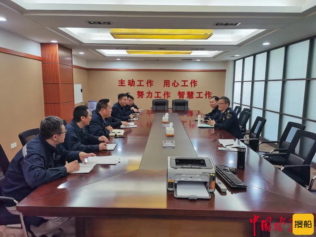 南通如皋海事处推进内河干散货船舶配员专项整治
