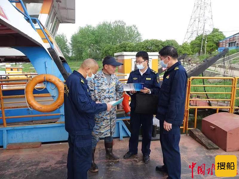 荆州海事局强化现场管控全力应对近期水位陡涨