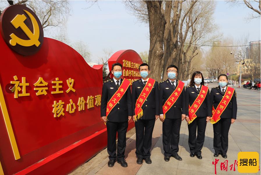 哈尔滨太平海事处青年文明号开展“文明交通绿色出行”公益宣传服务活动