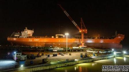 舟山中远海运重工冲刺15.2万吨穿梭油轮N728船试航节点