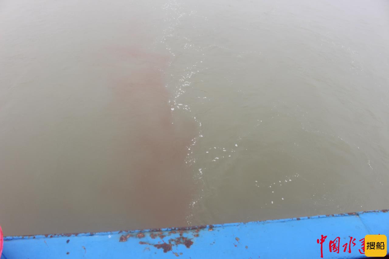 黄石港区海事处持续开展船舶污水直排检测