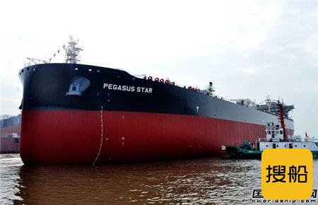 新时代造船2艘115000吨油船提前4天下水