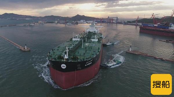 渤船重工31.8万吨超大型原油船成功交付