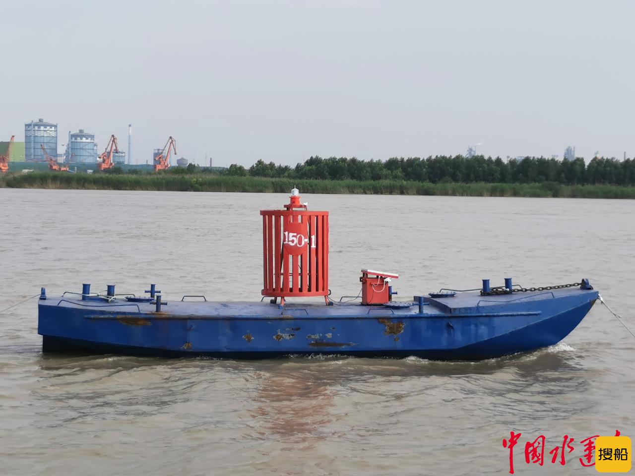6月1日,根据南京航道局航标处工作安排,大胜关航道处及时优化调整凡家