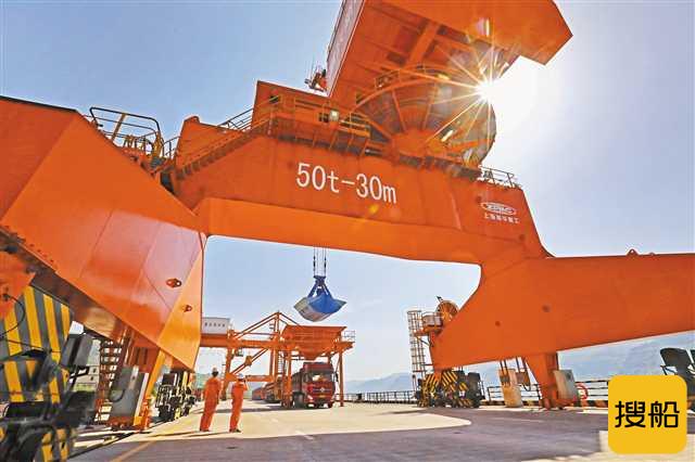 川渝共建基础设施“一张网”今年确定的67个川渝合作共建重大项目已开工56个