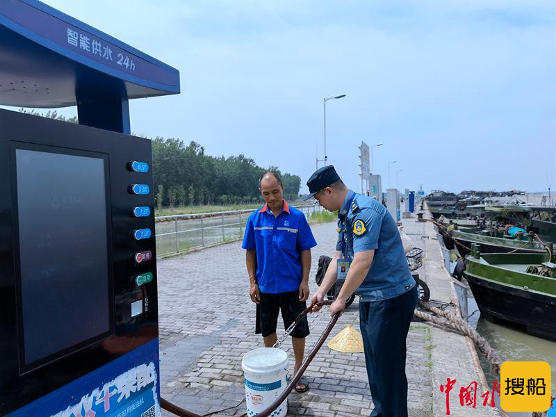 邵伯船闸办实事出实招 积极践行端午“两保一强”专项行动