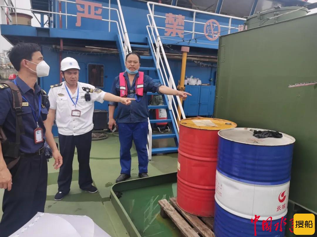 南通经济技术开发区海事处查获一起非法洗舱作业违法行为
