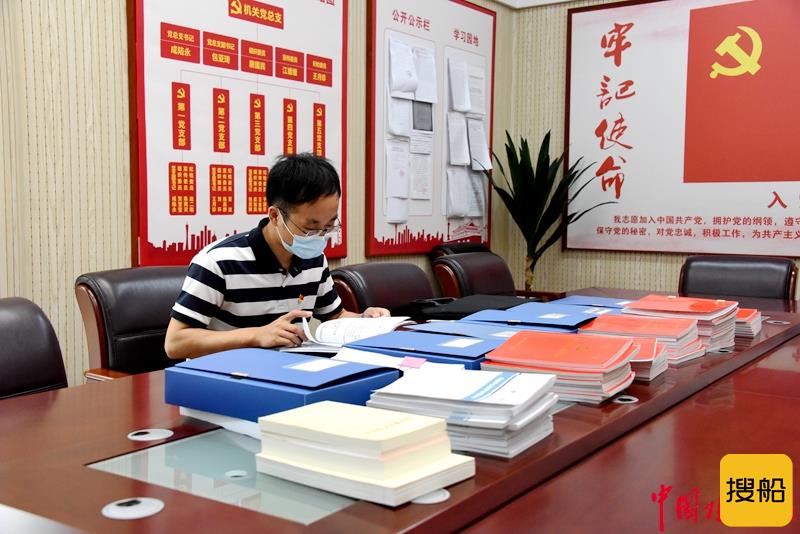 长江航道局党史学习教育第六巡回指导组到长江宜昌航道局进行督导