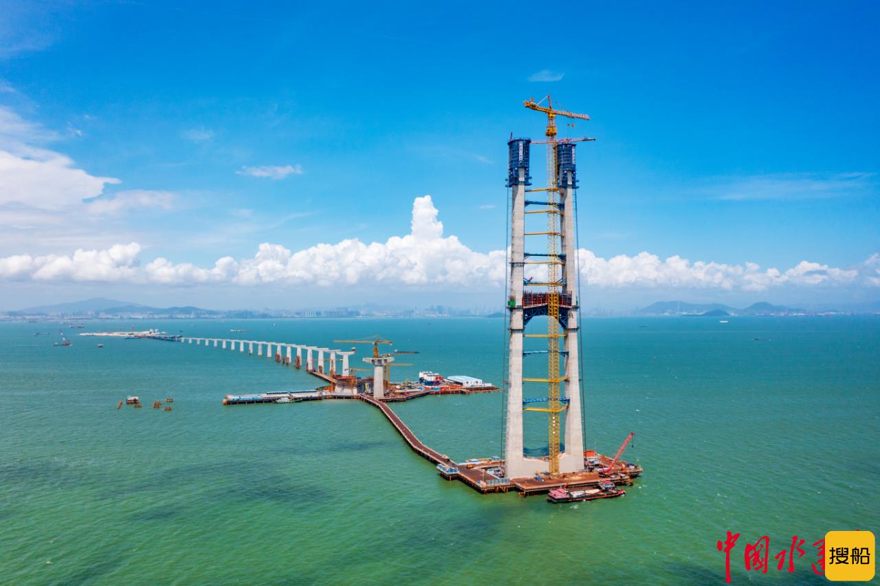 世界最高海中大桥——深中通道伶仃洋大桥东索塔完成封顶