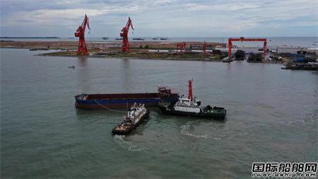 中船广西“绿色珠江”工程LNG动力散货船首制船顺利下水