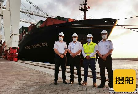 赫伯罗特集装箱船完成全球首次数字化靠泊港口