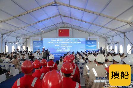 振华重工建造世界最大海上换流站发运