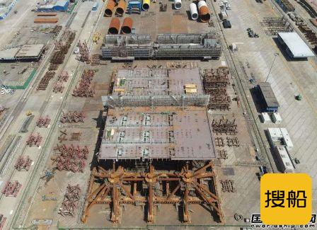 振华重工建造世界最大海上换流站发运