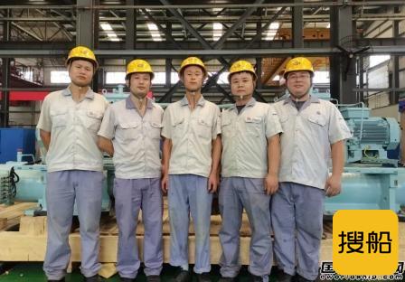 武汉船机为中国远洋海运大学配套教学用舵机完成出厂验收