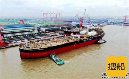 新时代造船两艘11万吨油船同日下水