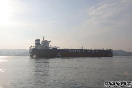 北船重工一艘21万吨散货船试航