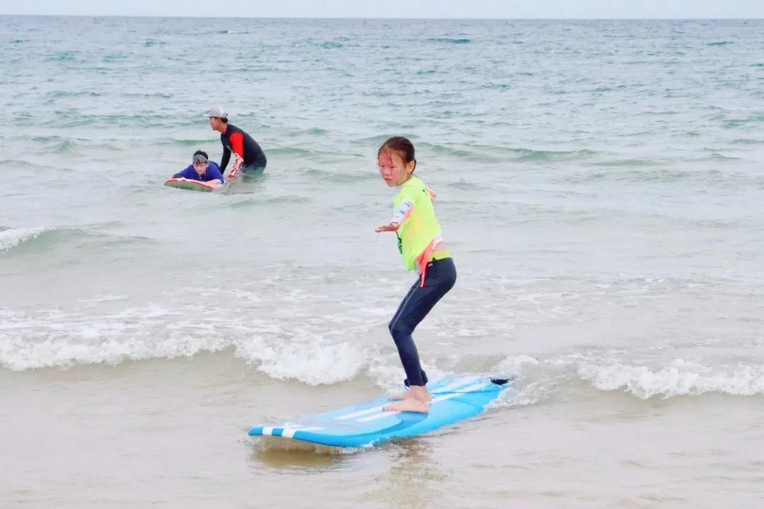 夏令营回顾丨首期海洋冲浪夏令营圆满结营啦！