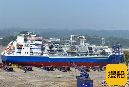  宜昌达门船厂建造首艘LNG燃料加注船交付运营,