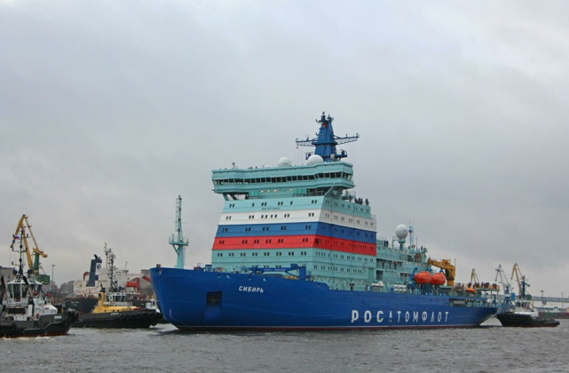俄罗斯“西伯利亚”号核动力破冰船开始海试
