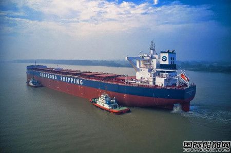  “幸福”收官！扬州中远海运重工交付一艘21万吨散货船,