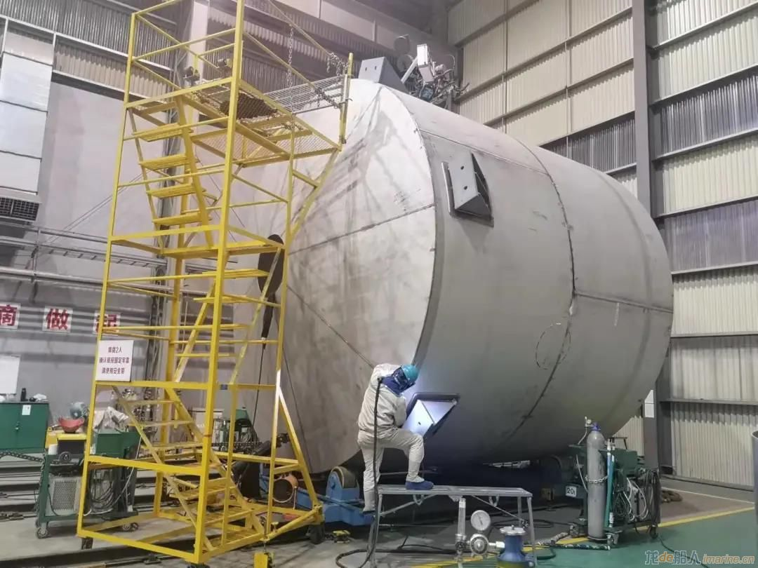 南通远洋船舶配套21000TEU脱硫塔项目开工制作