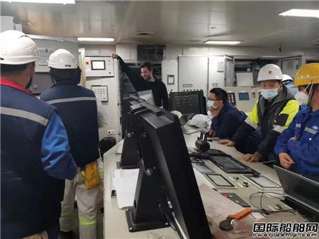  上海蓝魂LNG双燃料化学品船供气系统成功随船交付,