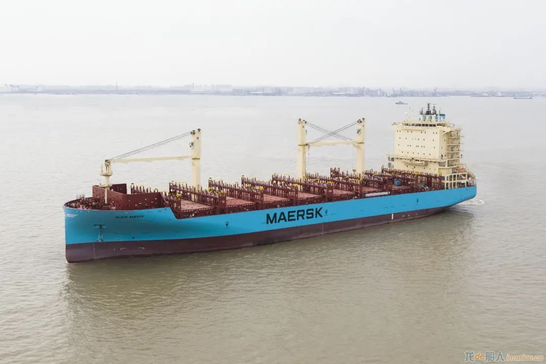 江南造船为工银租赁建造的批量2200箱支线箱船“NUUK MAERSK”交付完成