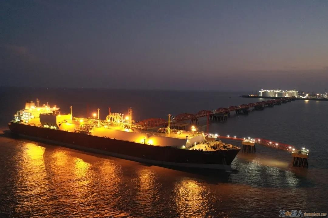 南通海事打通江苏沿海LNG船舶夜航大动脉