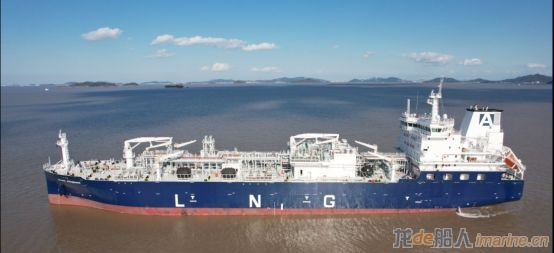 南通中集太平洋海工交付全球最大20000方LNG运输加注船