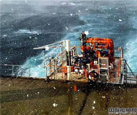 外高桥造船民船海工项目连续完成生产节点,