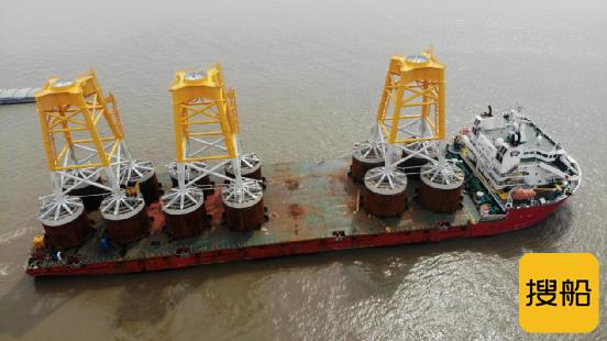 海洋水建首批吸力桶式导管架发运大连庄河