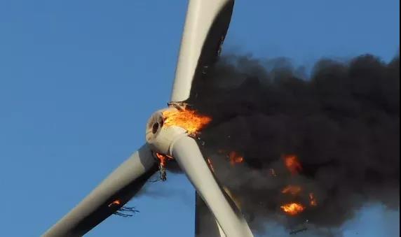 内蒙古公主岭风电场发生一起风机机舱烧损事故