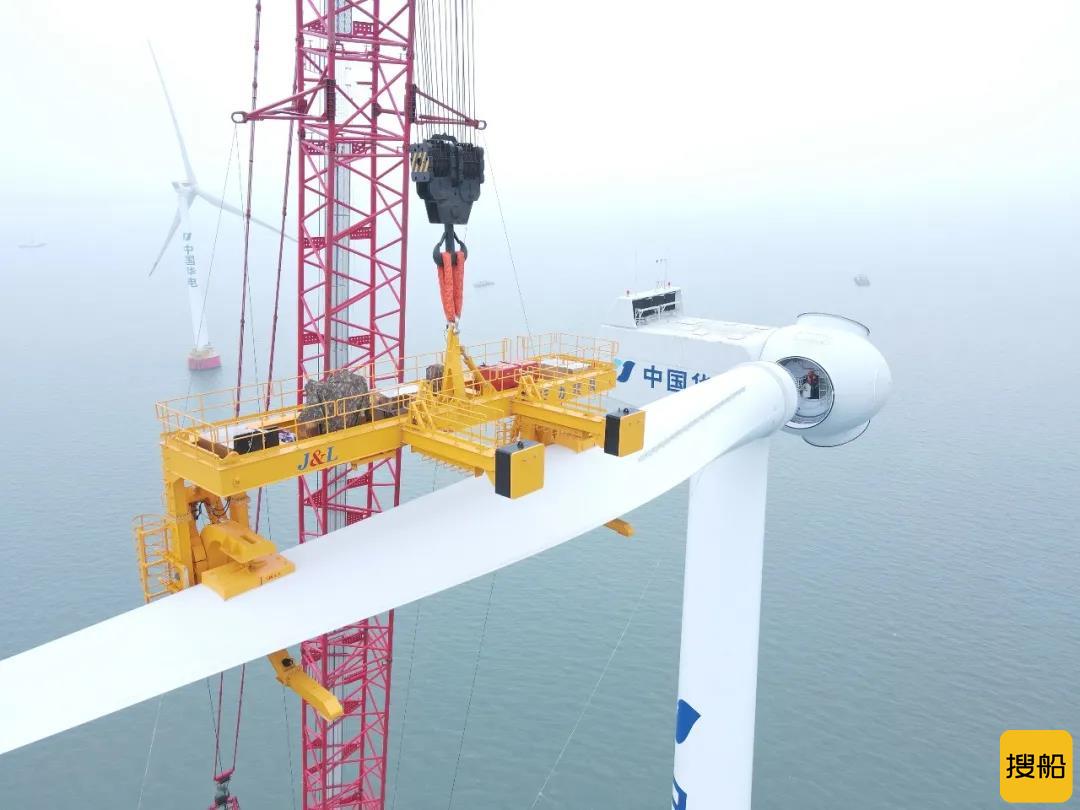 巨力索具5MW海上单叶片吊具在福州平潭吊装圆满成功