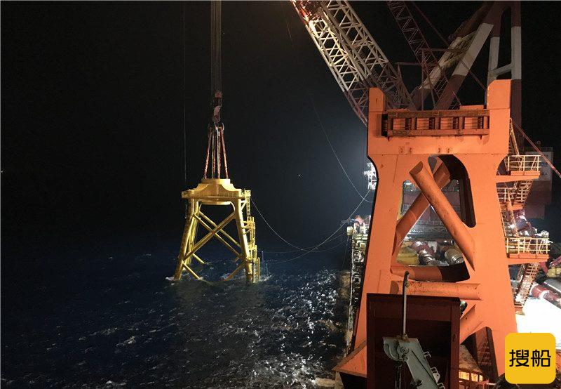 国内首个深水区海上风电项目风机导管架吊装首秀圆满收官
